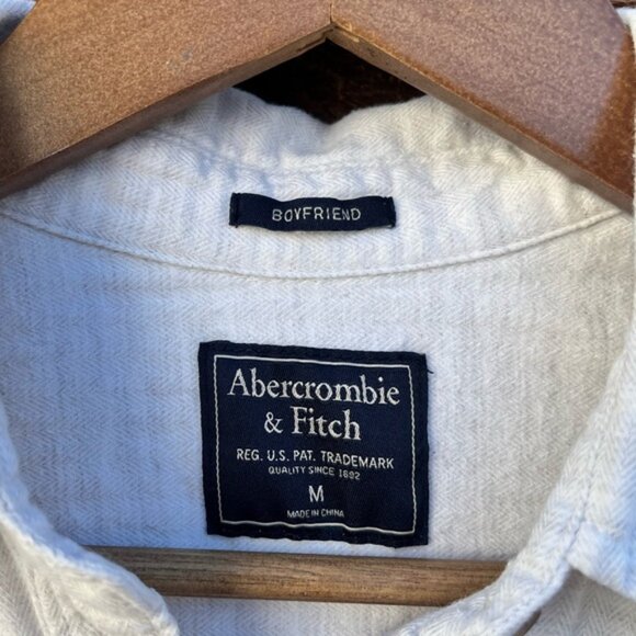 ABERCROMBIE & FITCH | 100% Cotton Boyfriend Waffle Cream Off White Button Down M - Picture 3 of 5